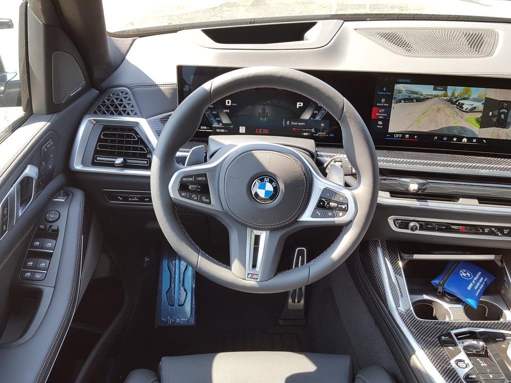 New 2026 BMW X7 M60i image 9
