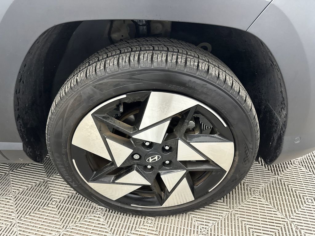 Used 2024 Hyundai Kona Limited image 13