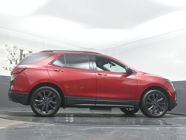 Used 2023 Chevrolet Equinox RS w/ RS Leather Package image 52