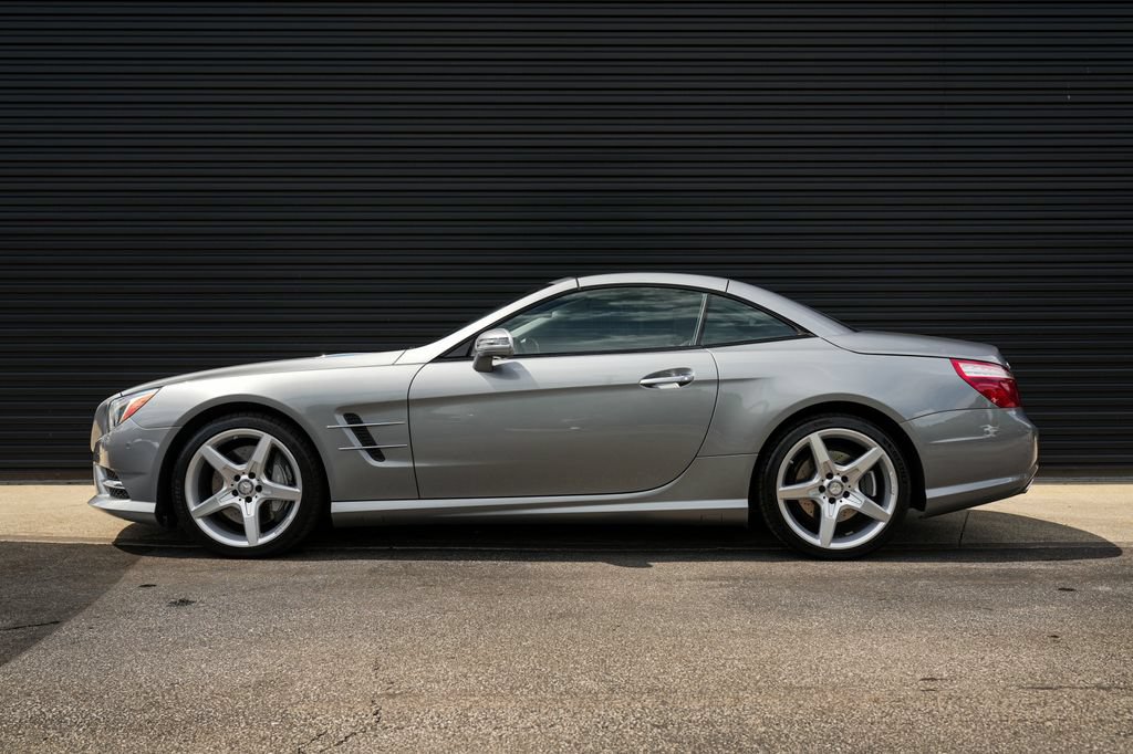 Used 2013 Mercedes-Benz SL 550 image 11