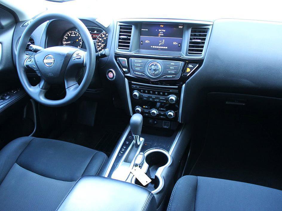 Used 2019 Nissan Pathfinder S image 21