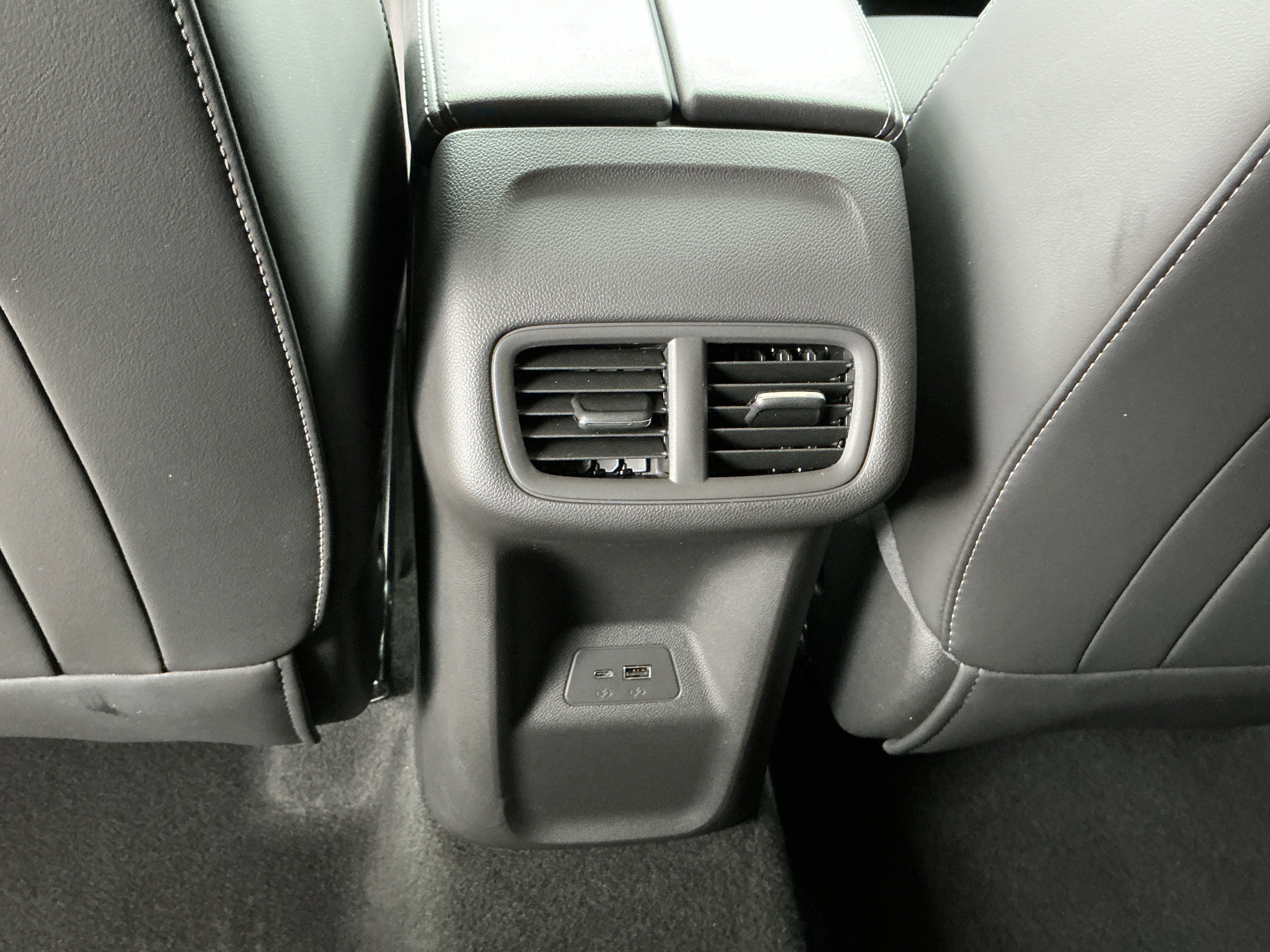 Used 2024 Buick Envision Preferred image 32