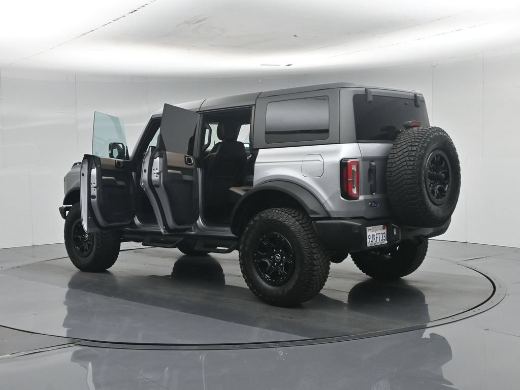 Used 2023 Ford Bronco Wildtrak AWD/4WD image 38