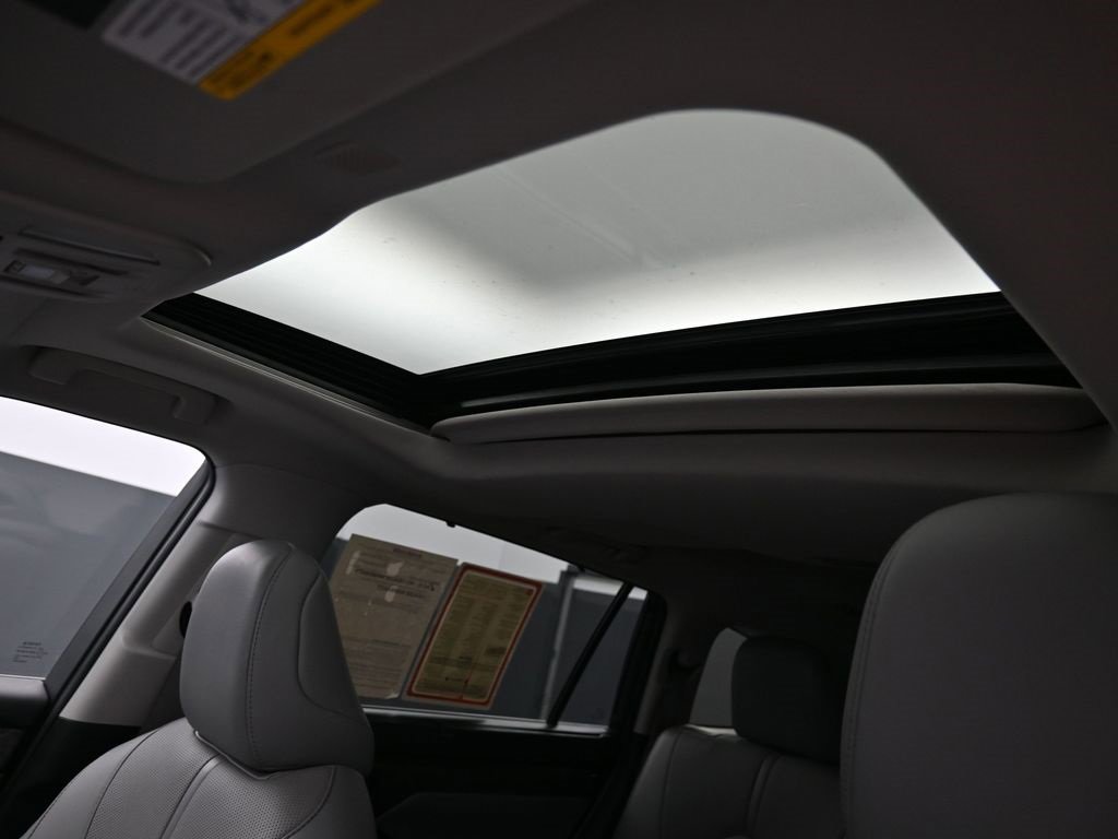 Used 2022 Toyota Highlander Limited image 28
