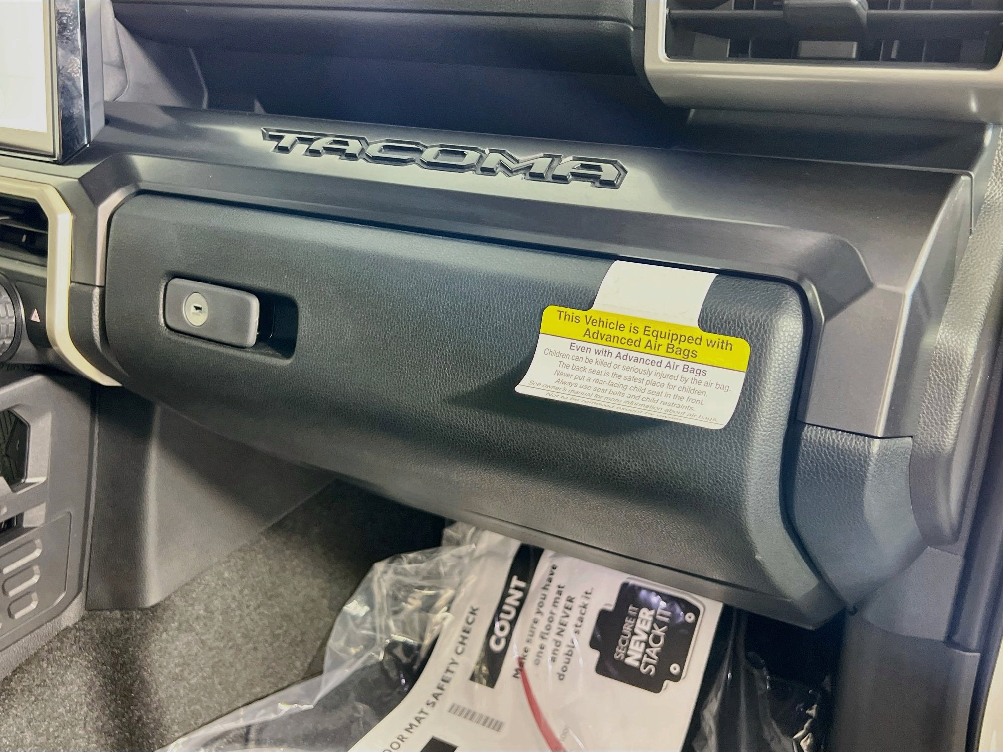 New 2026 Toyota Tacoma TRD Sport w/ TRD Sport Upgrade Package RWD image 33