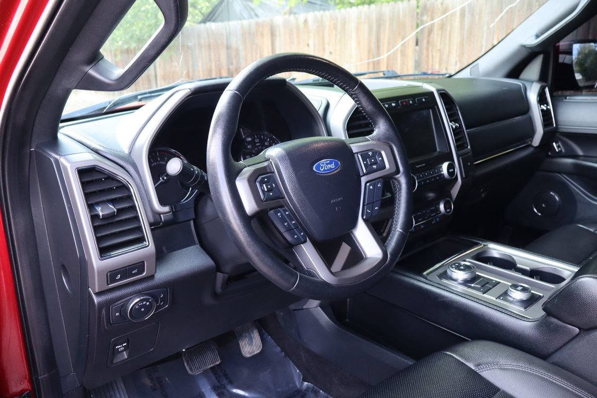 Used 2020 Ford Expedition Max XLT w/ Equipment Group 202A AWD/4WD image 15