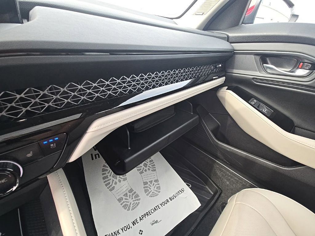 Used 2024 Honda Accord Touring image 23