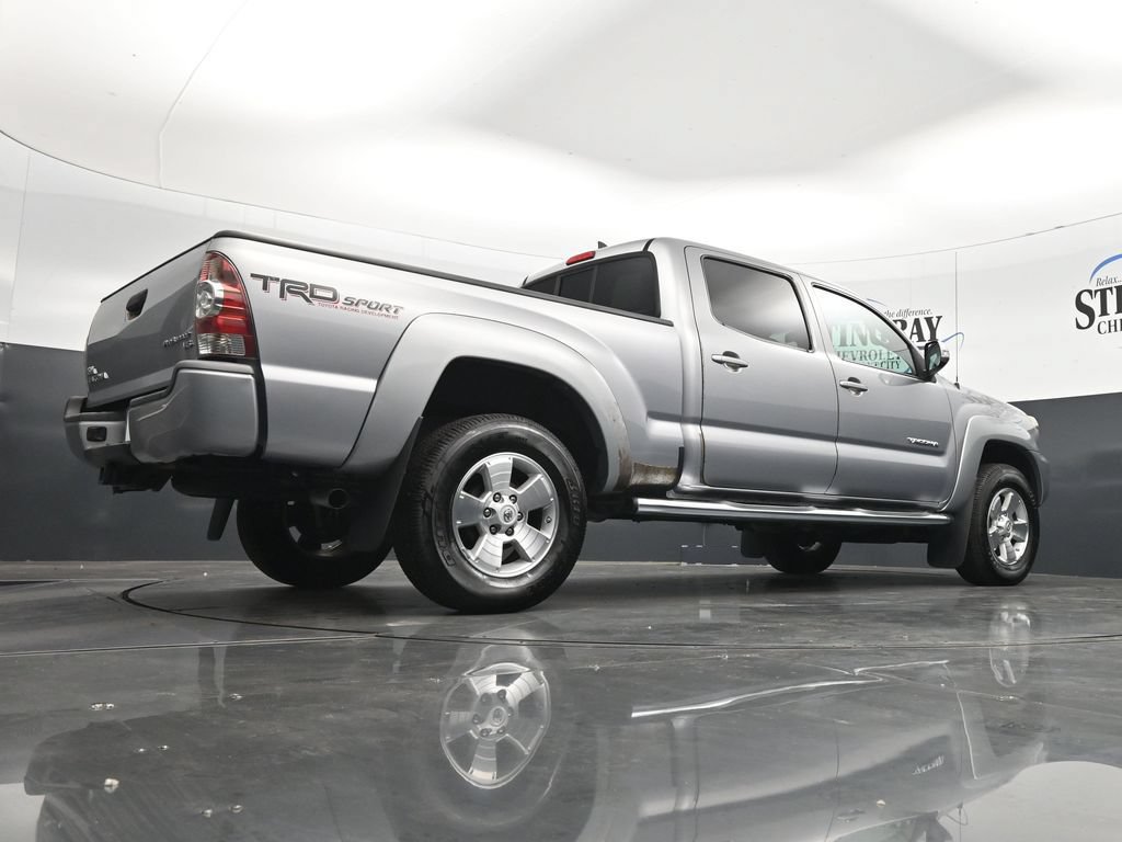 Used 2015 Toyota Tacoma PreRunner w/ TRD Sport Package RWD image 32