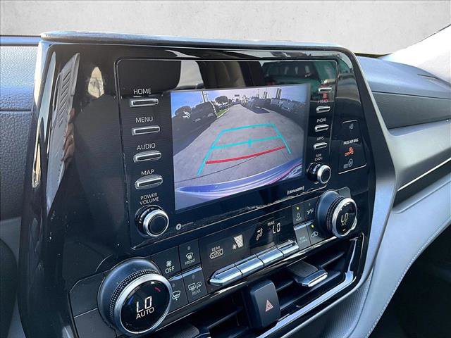 Used 2021 Toyota Highlander L image 23