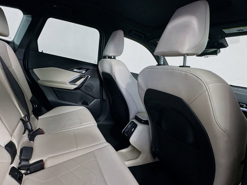 Used 2023 BMW X1 xDrive28i AWD/4WD image 27