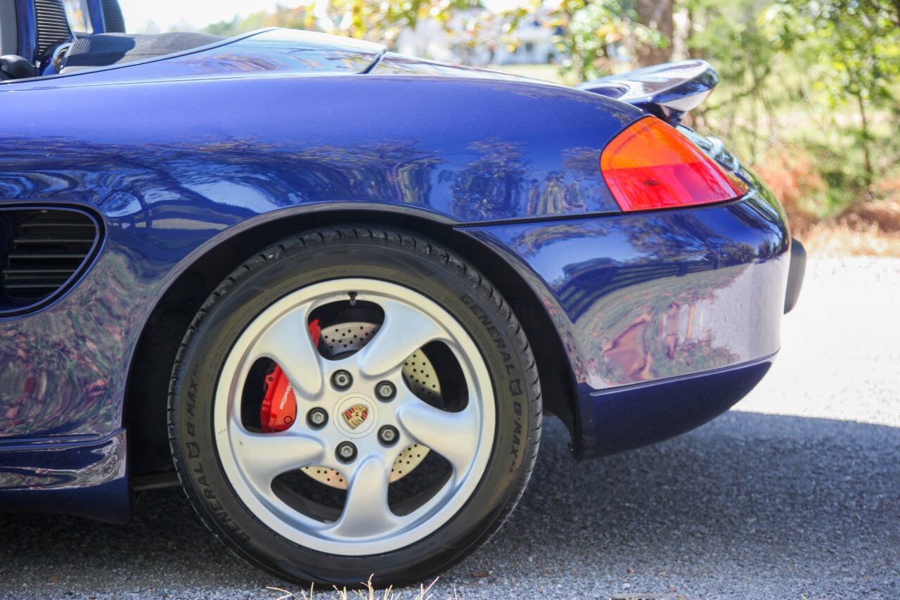Used 2000 Porsche Boxster S RWD image 11