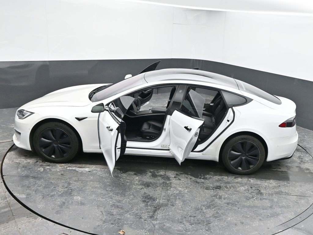 Used 2021 Tesla Model S Plaid image 79