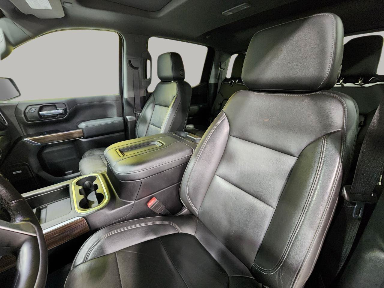 Used 2020 Chevrolet Silverado 1500 LT Trail Boss AWD/4WD image 16