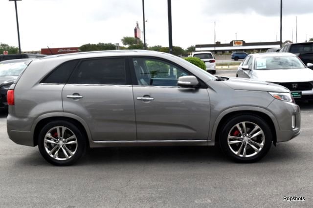 Used 2015 Kia Sorento SX image 3
