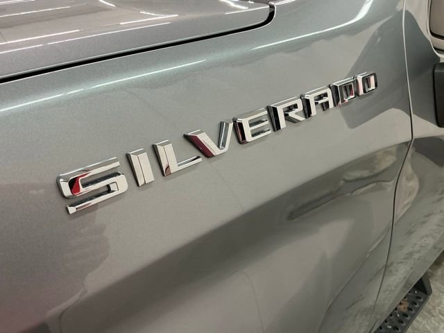 Used 2023 Chevrolet Silverado 1500 Custom image 6