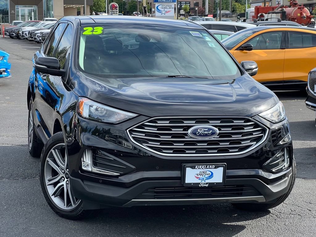 Certified 2023 Ford Edge Titanium AWD/4WD image 1
