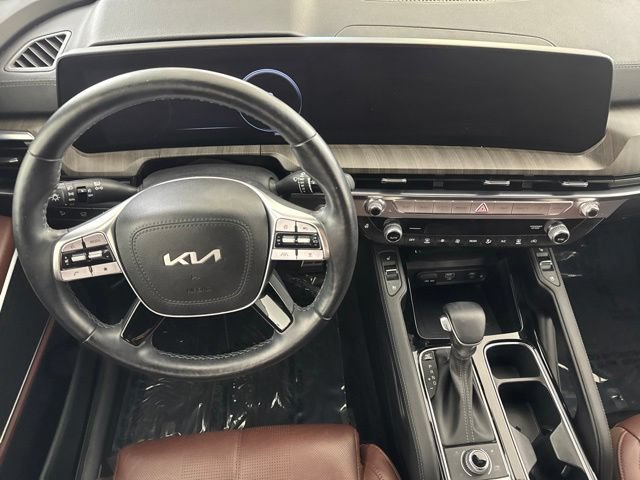 Certified 2024 Kia Telluride SX w/ Towing Package AWD/4WD image 24