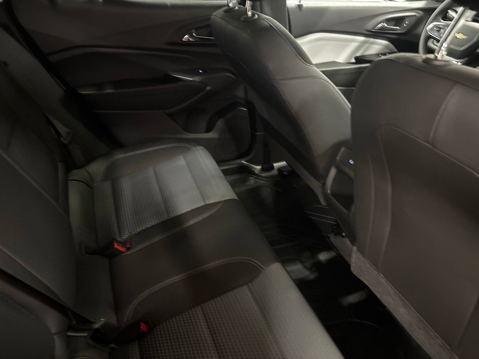 Used 2026 Chevrolet Trax LT w/ Driver Confidence Package FWD image 19