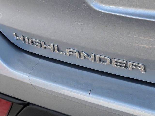 Used 2022 Toyota Highlander XLE image 17