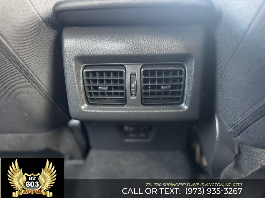 Used 2025 Toyota Camry LE FWD image 14