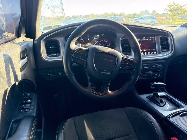 Used 2017 Dodge Charger R/T RWD image 20
