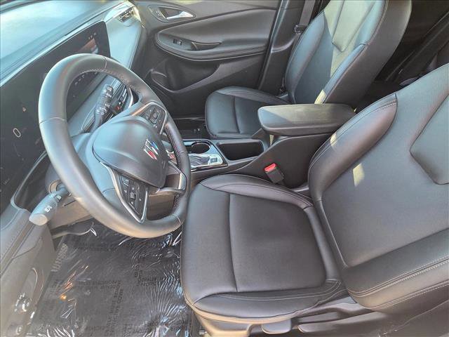 Used 2024 Buick Encore GX Sport Touring image 14