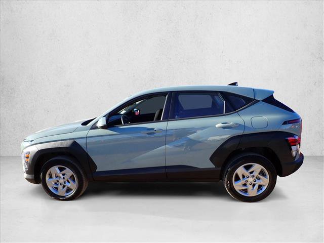 Used 2024 Hyundai Kona SE video 2