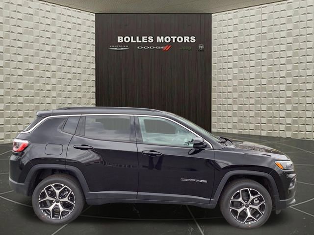 New 2026 Jeep Compass Limited w/ Sun, Sound & Navigation Group AWD/4WD image 1