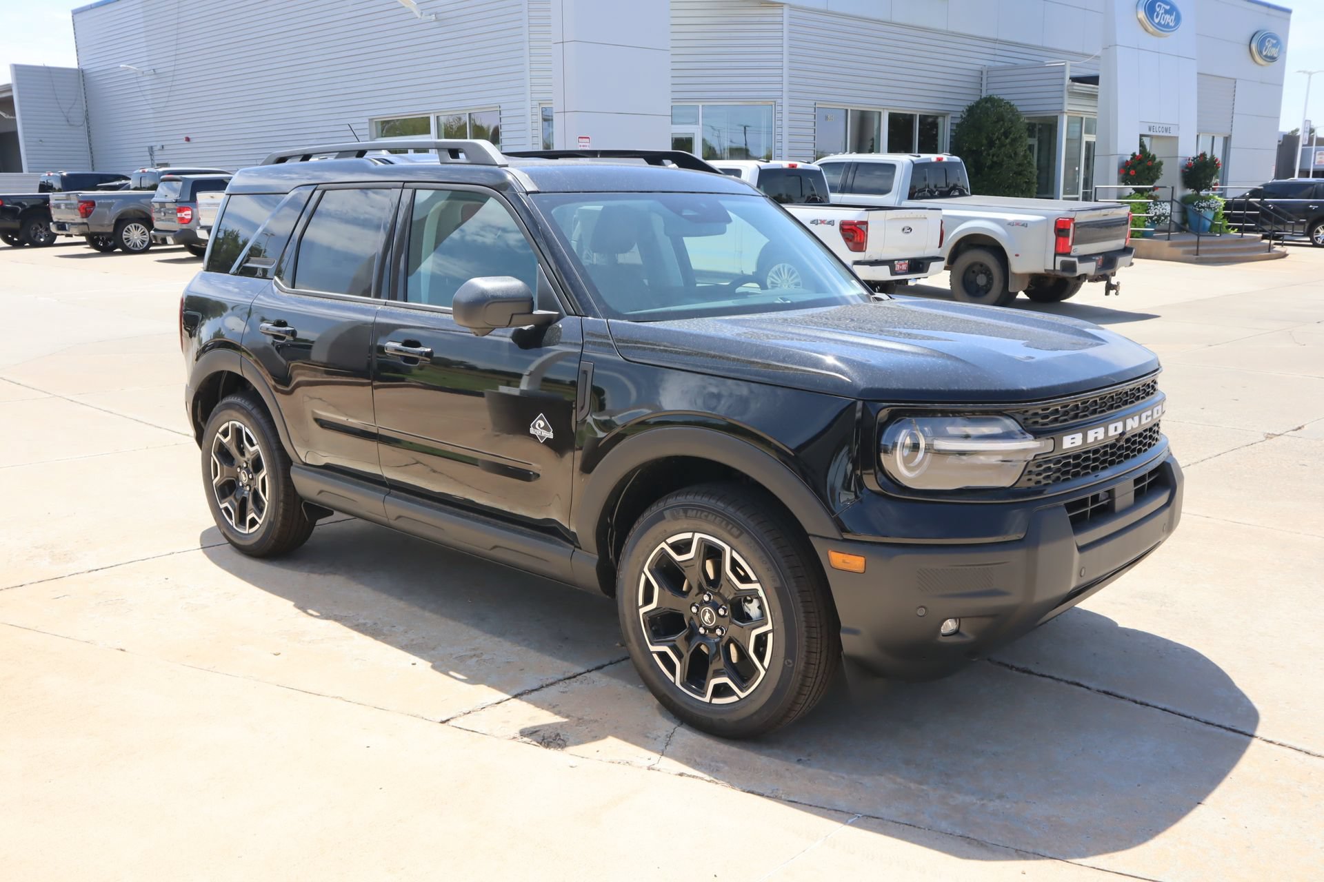 New 2026 Ford Bronco Sport Outer Banks w/ Outer Banks Tech Package+ AWD/4WD video 1