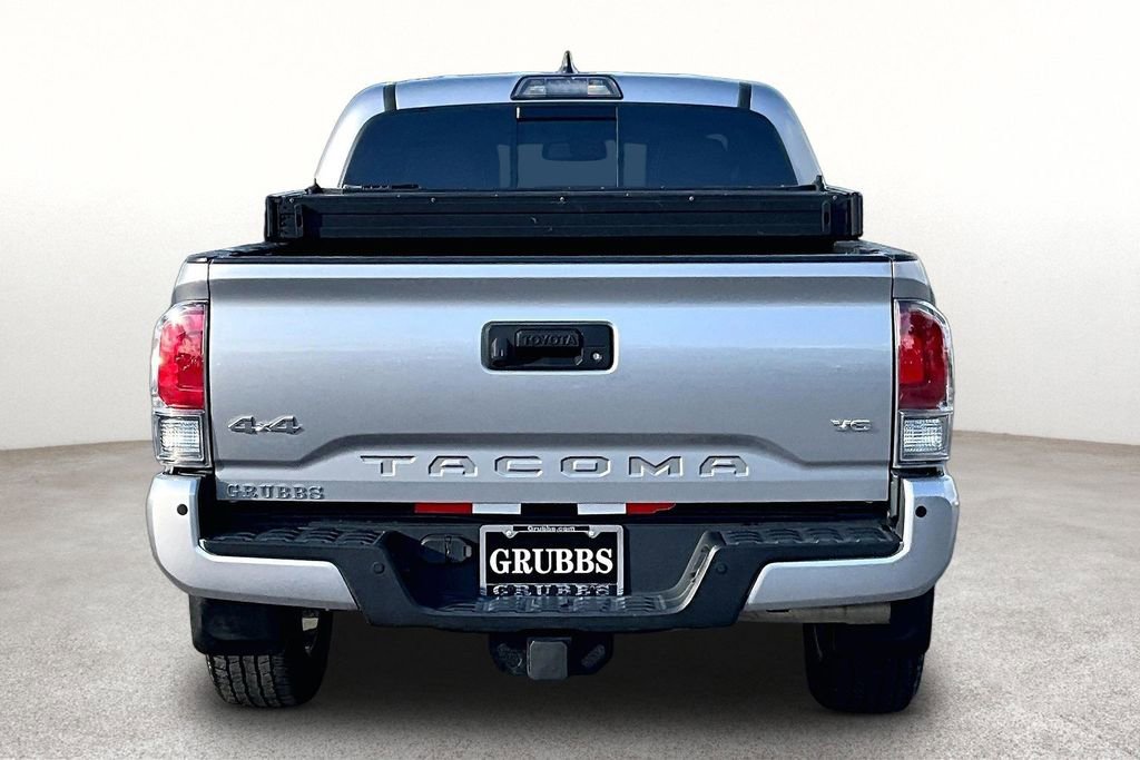 Used 2017 Toyota Tacoma Limited w/ Tow Package AWD/4WD image 6