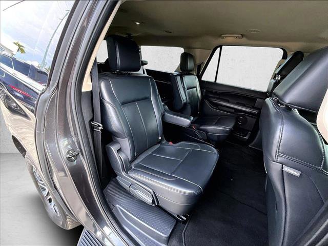 Used 2023 Ford Expedition Max XLT image 25