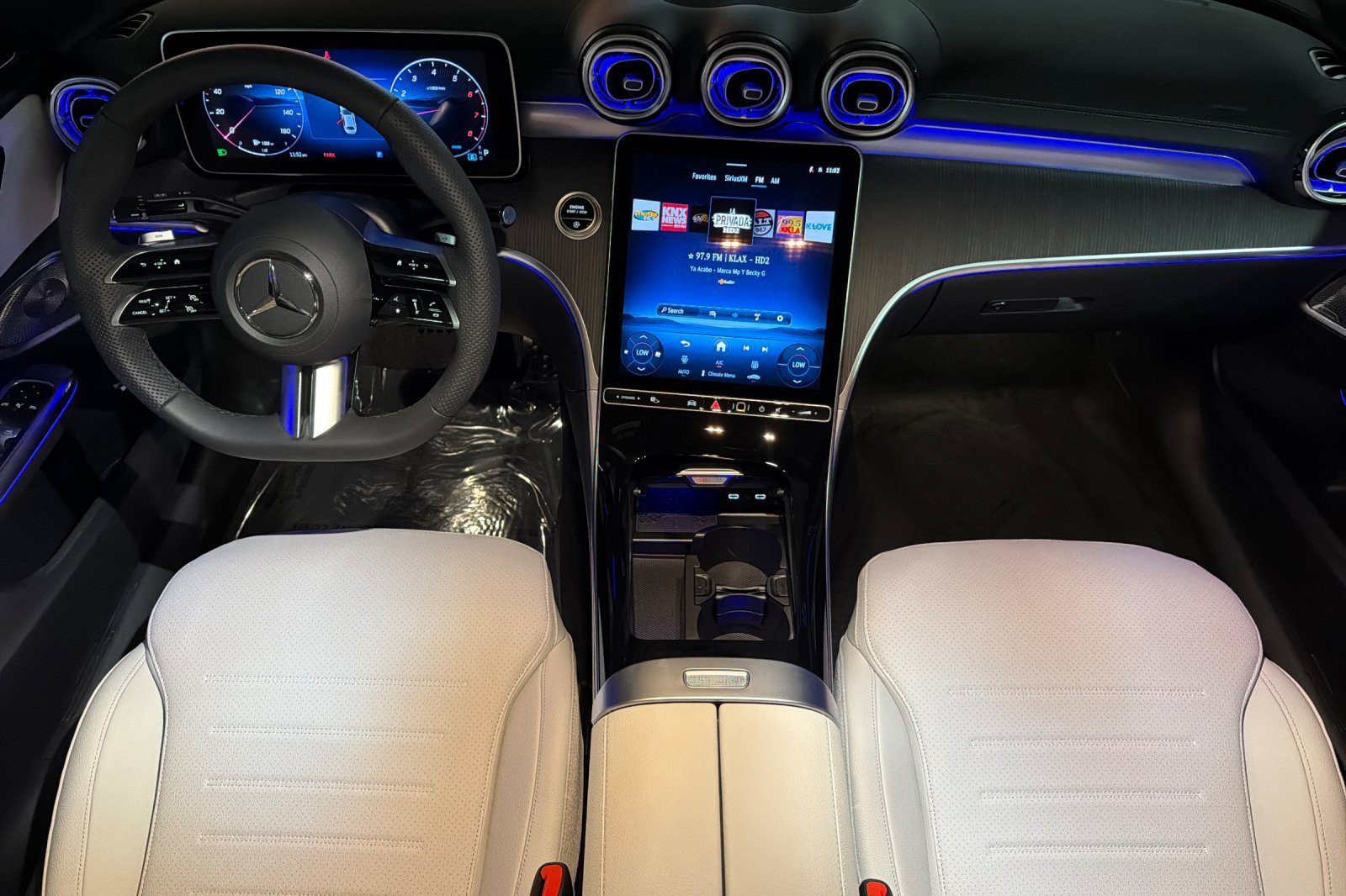 New 2026 Mercedes-Benz C 300 Sedan image 12