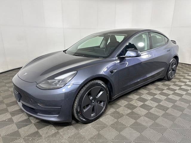 Used 2023 Tesla Model 3 Standard Range image 7
