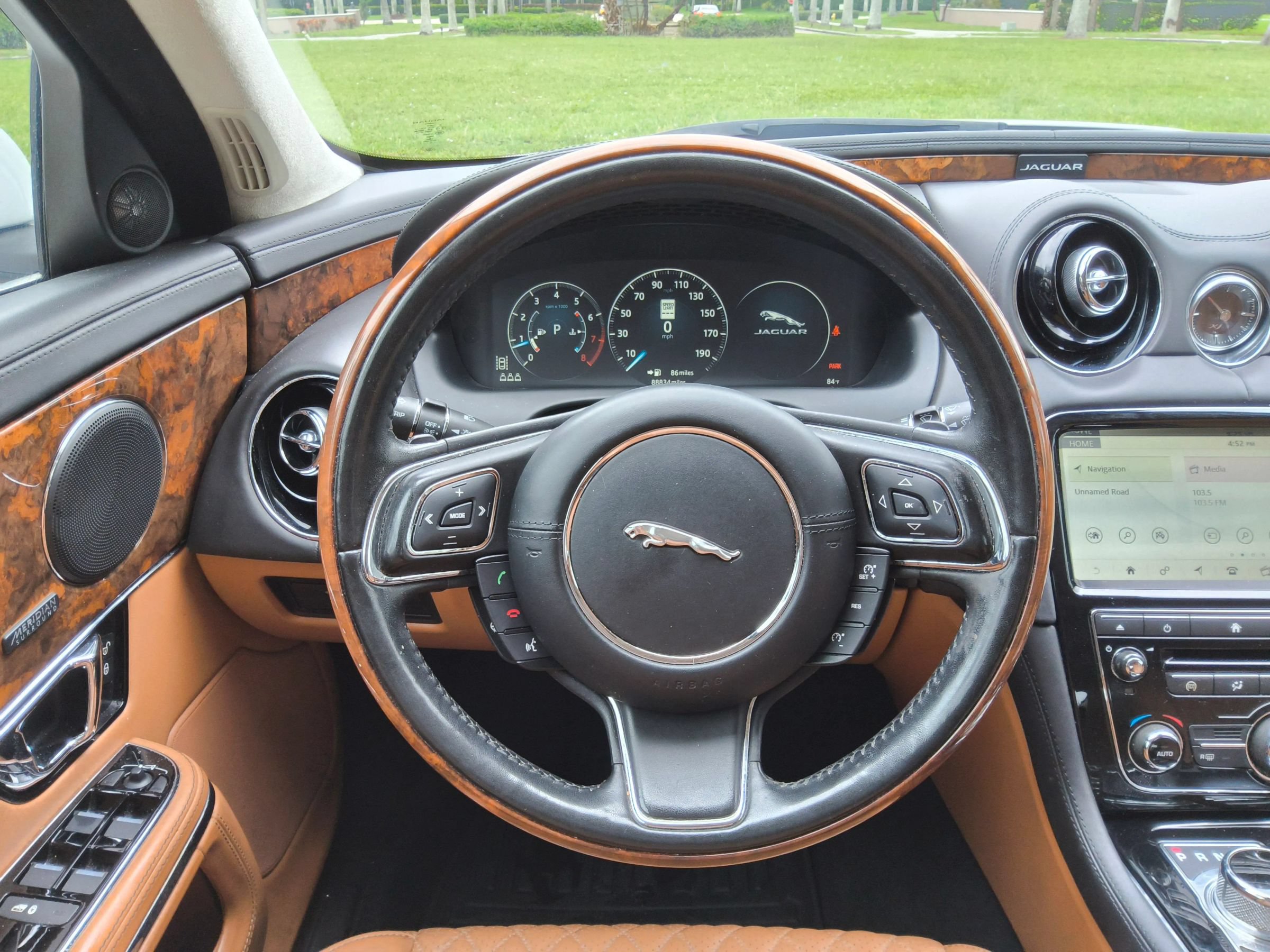Used 2019 Jaguar XJ L Portfolio RWD image 14