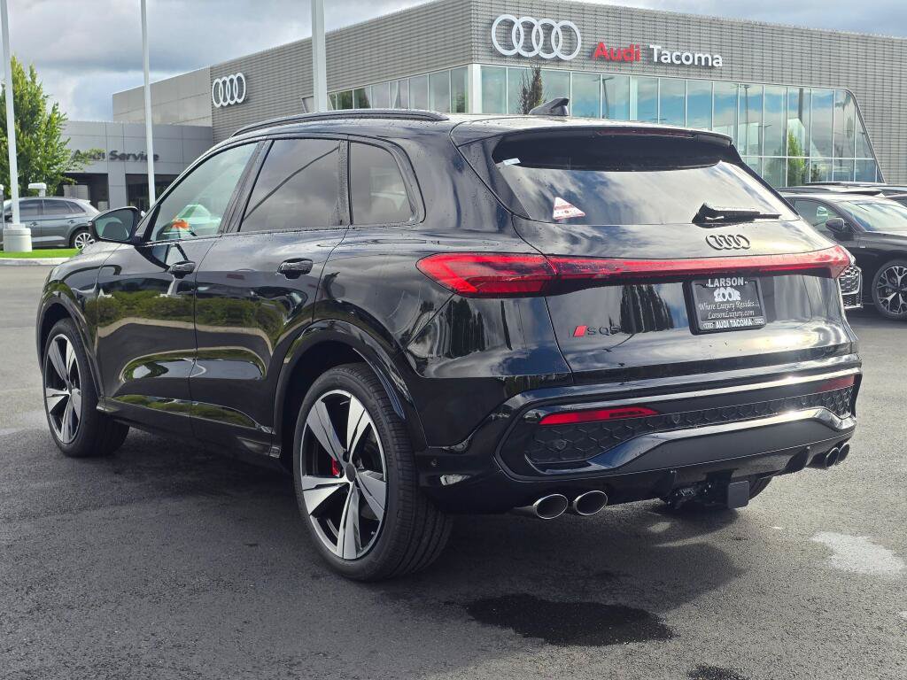 New 2026 Audi SQ5 Premium Plus AWD/4WD image 3