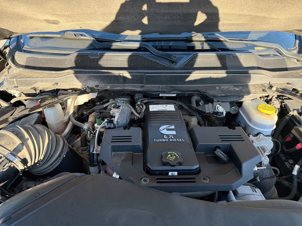Used 2022 RAM 2500 Laramie w/ Night Edition AWD/4WD image 29