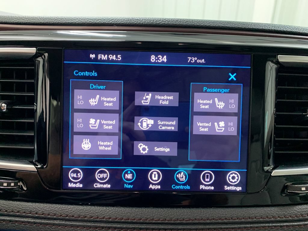 Used 2020 Chrysler Pacifica Limited w/ Advanced Safetytec Group FWD image 32