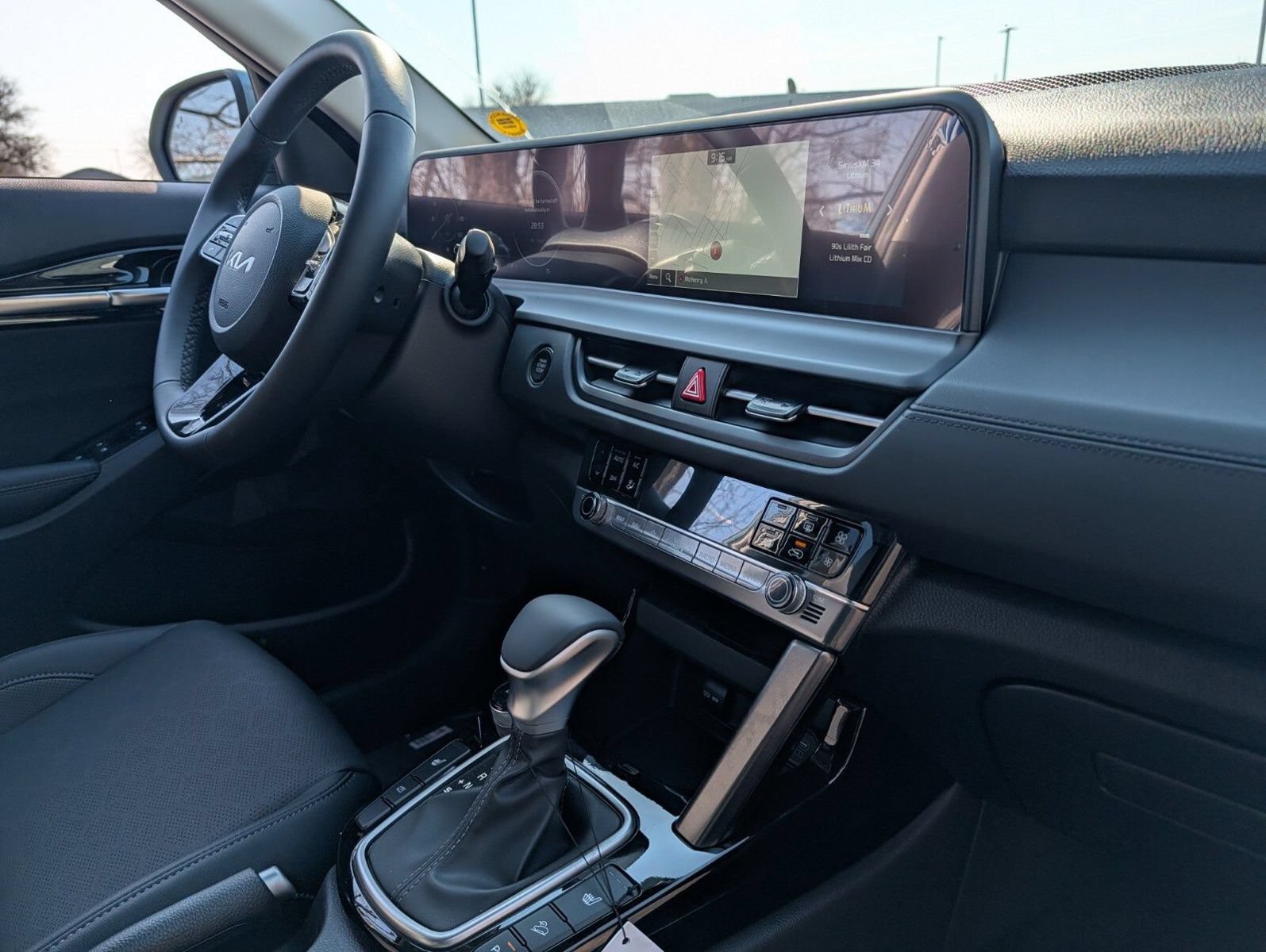 Used 2026 Kia Seltos EX FWD image 30