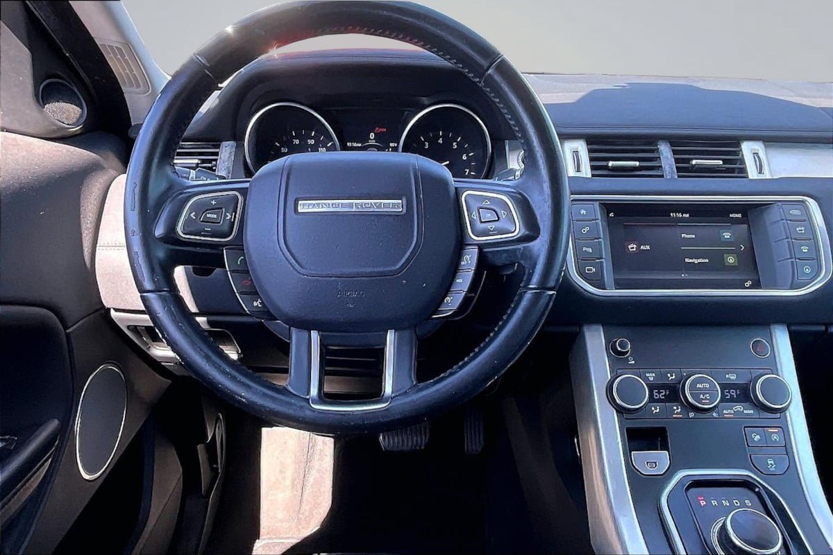 Used 2017 Land Rover Range Rover Evoque SE AWD/4WD image 5