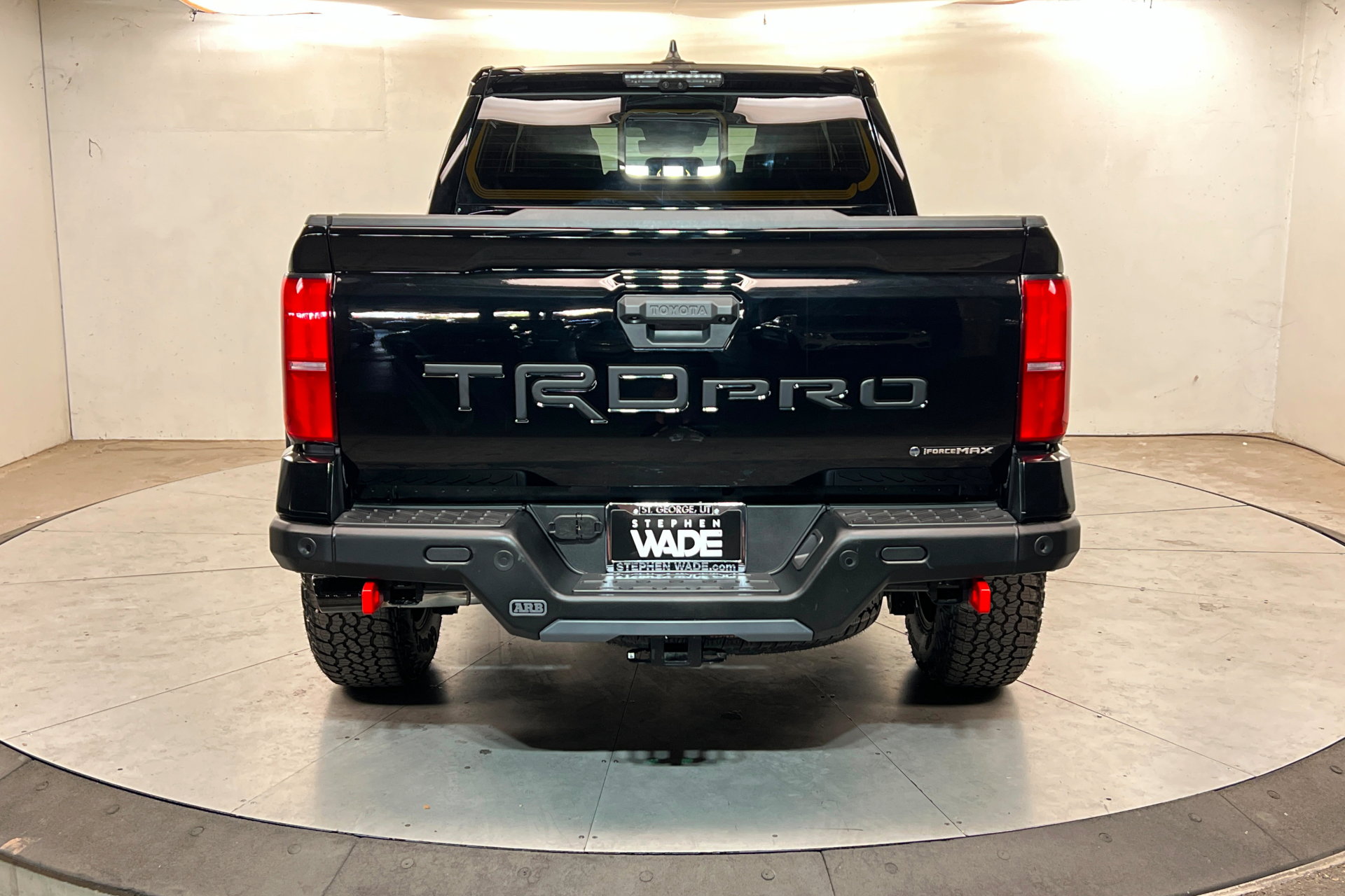 Certified 2025 Toyota Tacoma TRD Off-Road AWD/4WD image 5