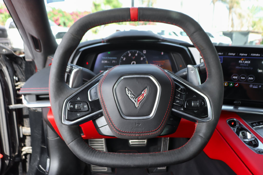 Used 2022 Chevrolet Corvette Stingray Premium Cpe w/ Z51 Performance Package RWD image 24