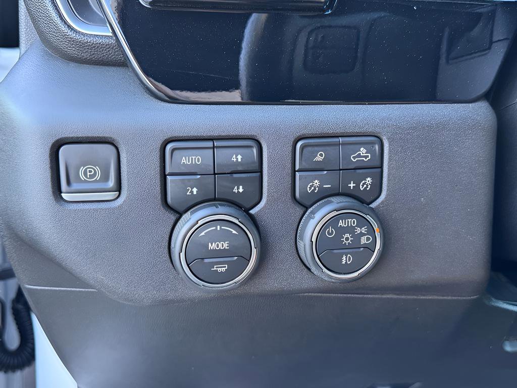 Used 2024 Chevrolet Silverado 2500 LTZ image 19