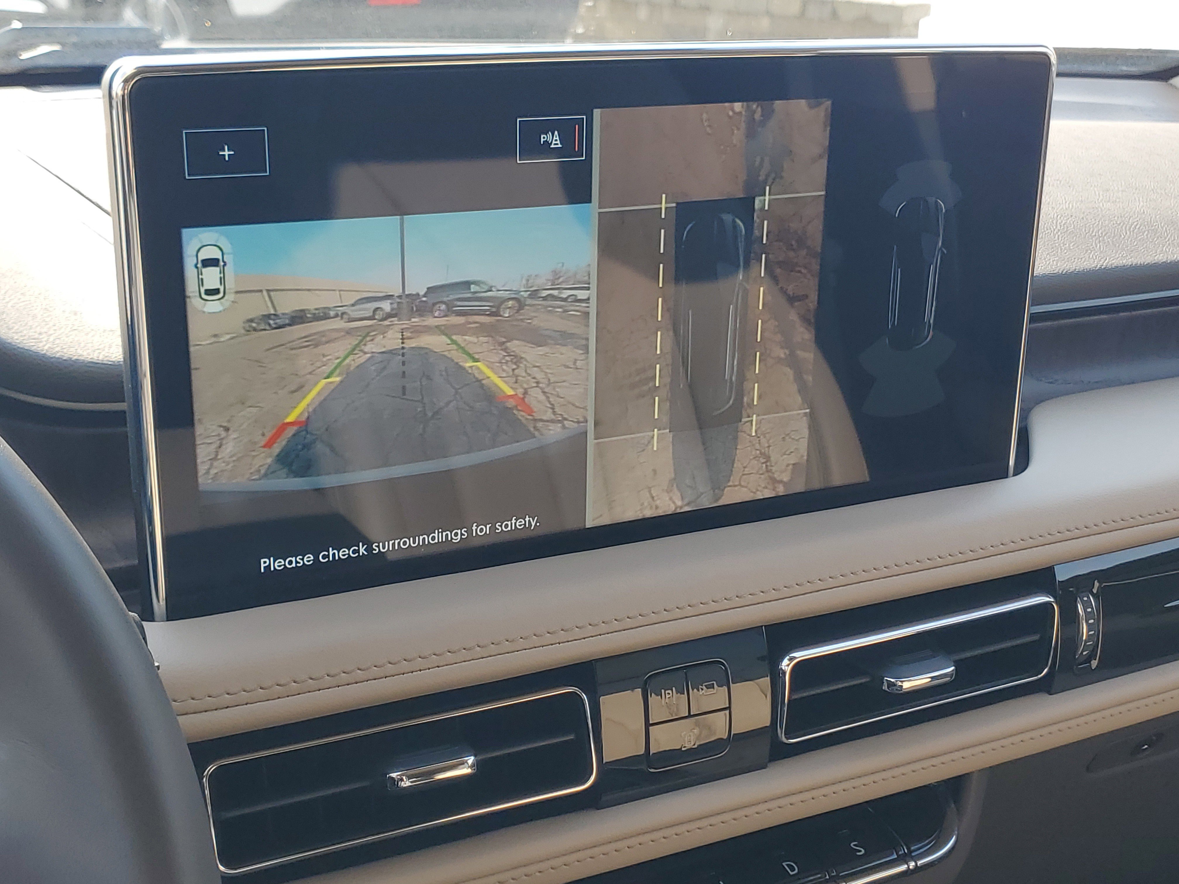 Certified 2023 Lincoln Nautilus Reserve w/ Equipment Group 201A image 17