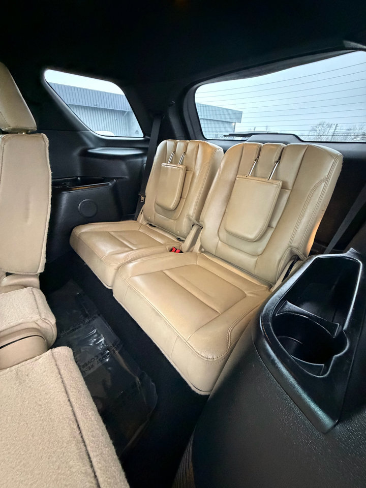 Used 2016 Ford Explorer XLT w/ Equipment Group 202A image 39