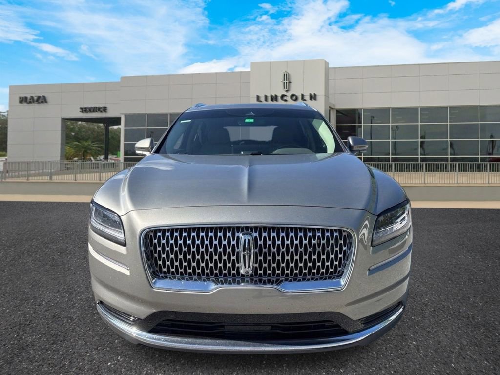 Used 2023 Lincoln Nautilus Reserve w/ Equipment Group 201A image 8