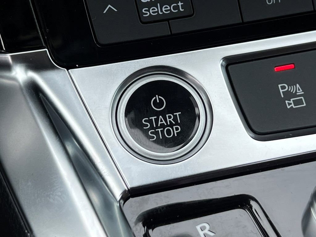 Certified 2022 Audi e-tron Premium w/ Convenience Plus Package image 32