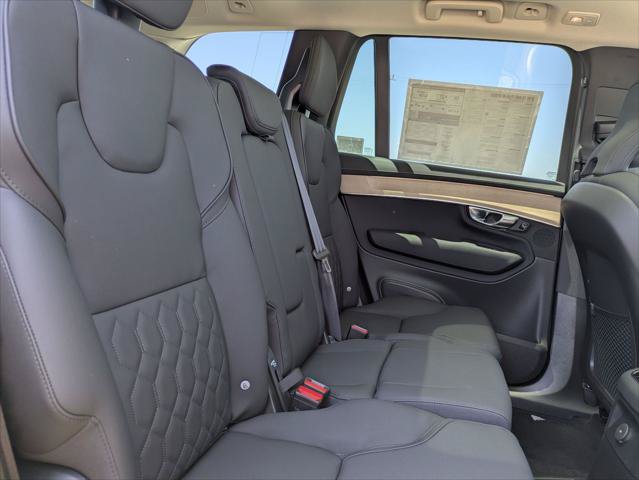 New 2026 Volvo XC90 T8 Plus w/ Protection Package AWD/4WD image 13