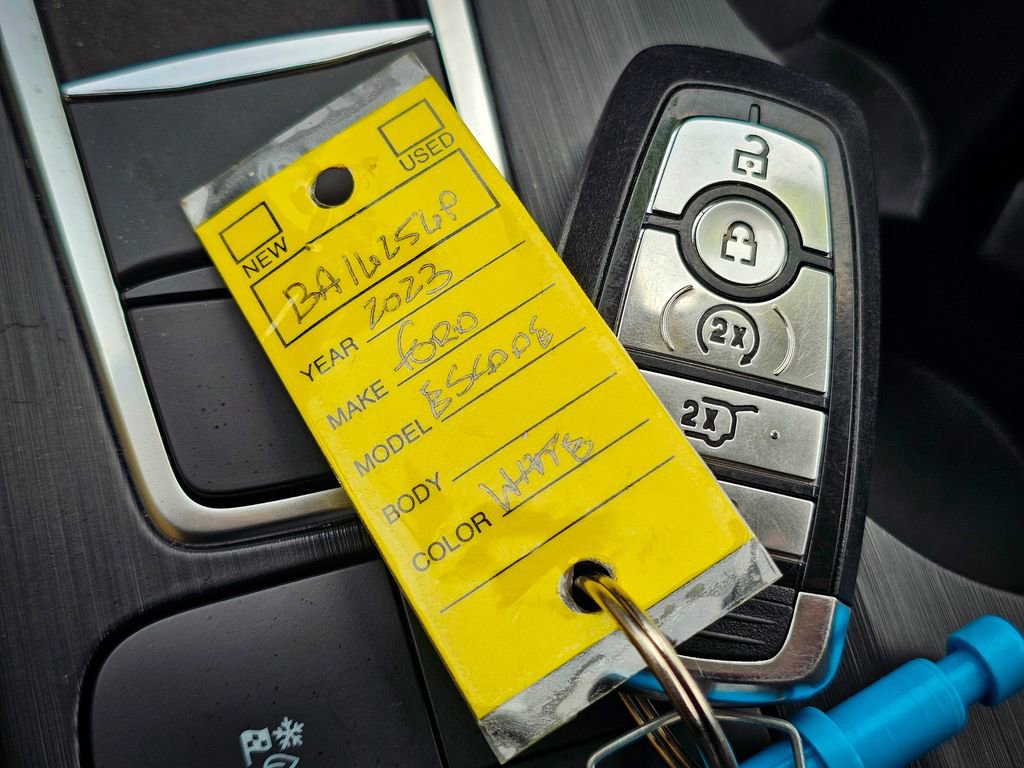 Used 2023 Ford Escape Active image 34