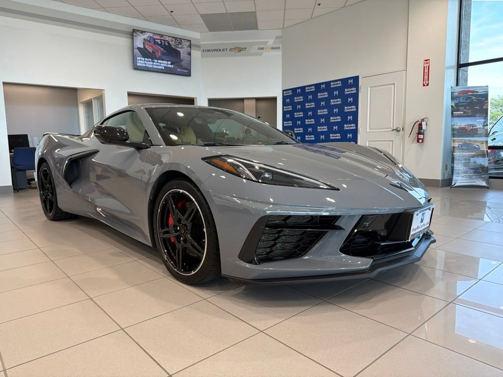 Used 2024 Chevrolet Corvette Stingray Premium Cpe w/ Z51 Performance Package RWD image 1