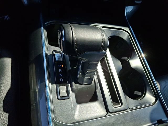 Used 2023 Ford F150 Lariat AWD/4WD image 16